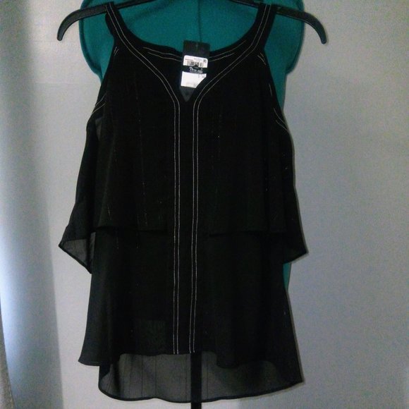 Guess Cherelle Cold-Shoulder Illusion Blouse in Black Sz S - Picture 3 of 9